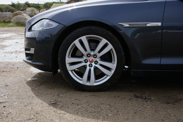 Jag XJ X351
