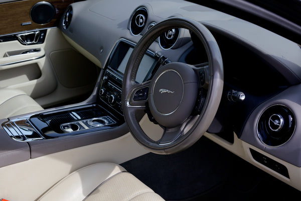 Jag XJ X351